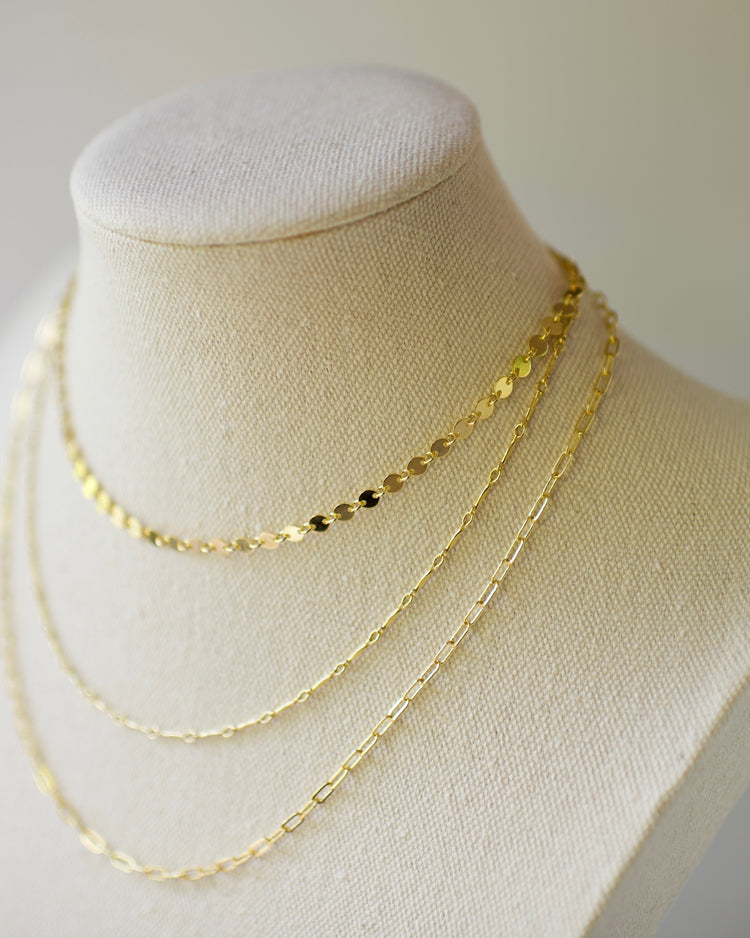 custom length chains, personalized jewelry, made-to-measure necklaces, custom fit bracelets, bespoke chain jewelry, personalized chain length, custom jewelry sizing, perfect fit jewelry, handcrafted custom chains, made-to-order jewelry